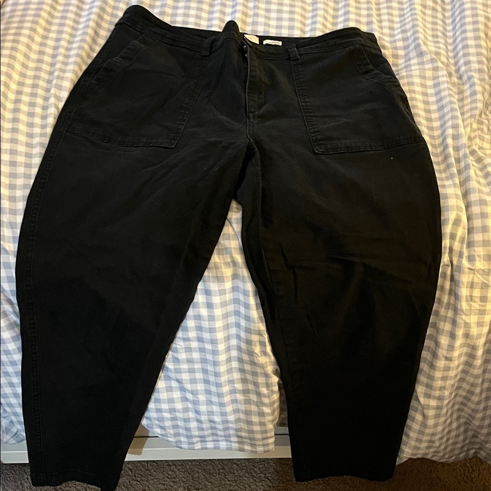 Women’s Black Pants